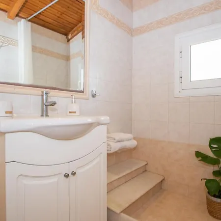 Palazzo Di Angelo By 