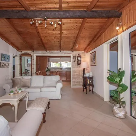 Palazzo Di Angelo By 