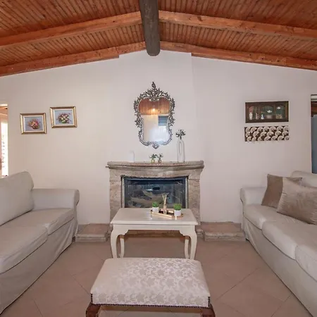 Palazzo Di Angelo By 